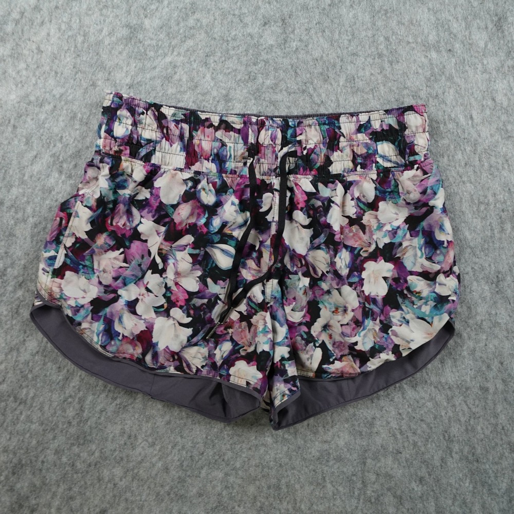Lululemon Short Womens 4 Purple Utopia Moonwalk Floral Choose a Side Reversible